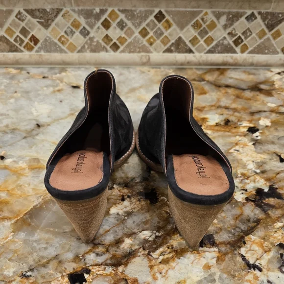 Jeffrey Campbell Favela Mules Dark Gray Suede Size 6.5 - Picture 6 of 9